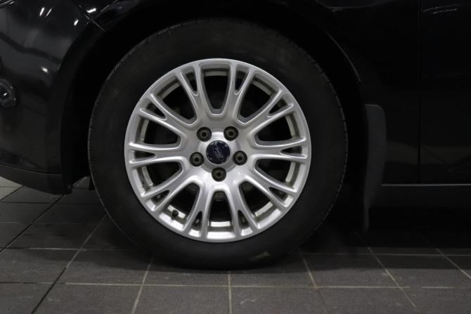 Ford Focus III с пробегом 2012 года, цена 595 000 рублей, 321528 км, седан, Автокод Объявления