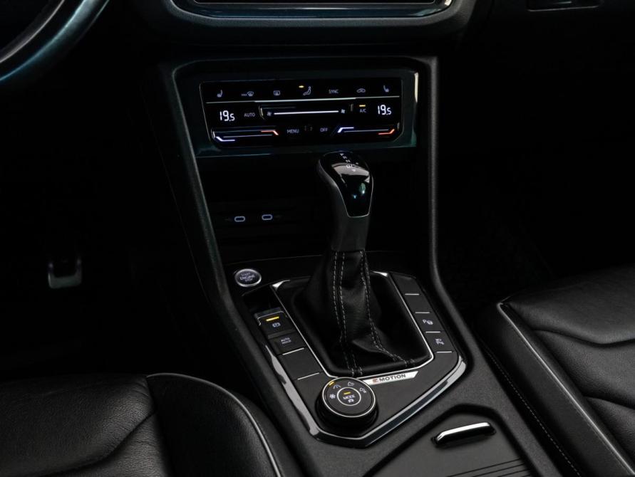Volkswagen Tiguan II Рестайлинг Санкт-Петербург  - изображение 12