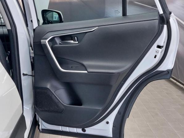 Toyota RAV4 V (XA50) с пробегом 2022 года, цена 3 440 000 рублей, 53210 км, внедорожник, Автокод Объявления