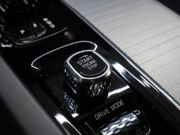Volvo XC60 II с пробегом 2020 года, цена 3 525 000 рублей, 121630 км, внедорожник, Автокод Объявления