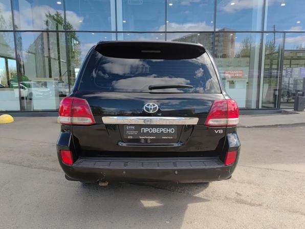 Toyota Land Cruiser 200 Series с пробегом 2010 года, цена 1 999 800 рублей, 659874 км, внедорожник, Автокод Объявления