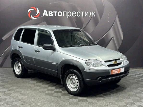 Chevrolet Niva I Рестайлинг с пробегом 2018 года, цена 630 000 рублей, 117264 км, внедорожник, Автокод Объявления
