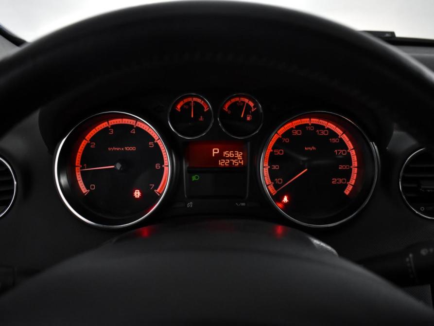 Peugeot 308 I Рестайлинг Санкт-Петербург  - изображение 17