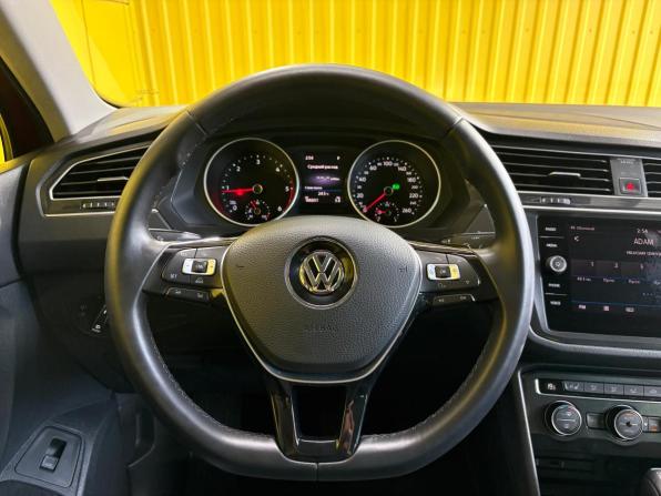 Volkswagen Tiguan II с пробегом 2017 года, цена 2 299 000 рублей, 186000 км, внедорожник, Автокод Объявления