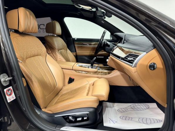 BMW 7 серии VI (G11/G12) с пробегом 2016 года, цена 3 450 000 рублей, 95537 км, седан, Автокод Объявления