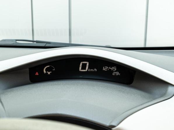 Nissan Leaf I (ZE0/AZE0) с пробегом 2011 года, цена 1 000 000 рублей, 136884 км, хэтчбек, Автокод Объявления