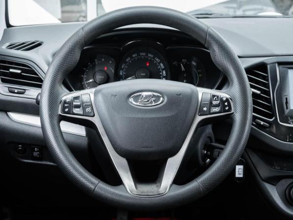 Lada (ВАЗ) Vesta I с пробегом 2017 года, цена 845 000 рублей, 114833 км, седан, Автокод Объявления