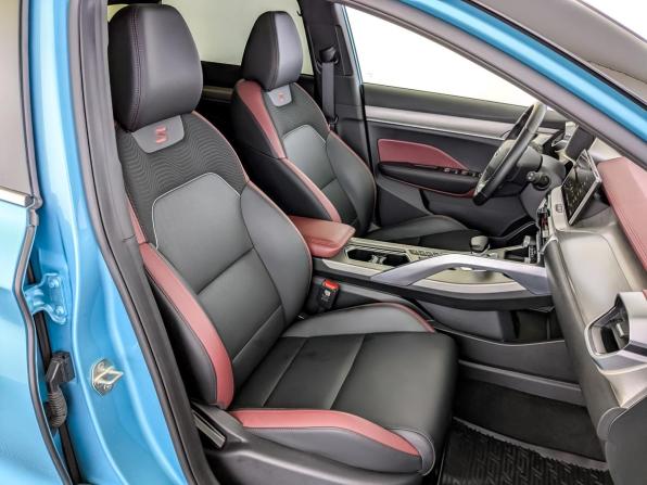 Geely Coolray I с пробегом 2023 года, цена 1 920 000 рублей, 40335 км, внедорожник, Автокод Объявления