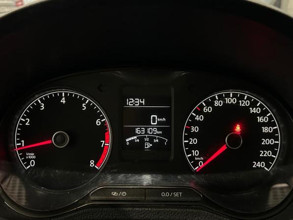 Volkswagen Polo V Рестайлинг с пробегом 2016 года, цена 809 000 рублей, 163106 км, седан, Автокод Объявления