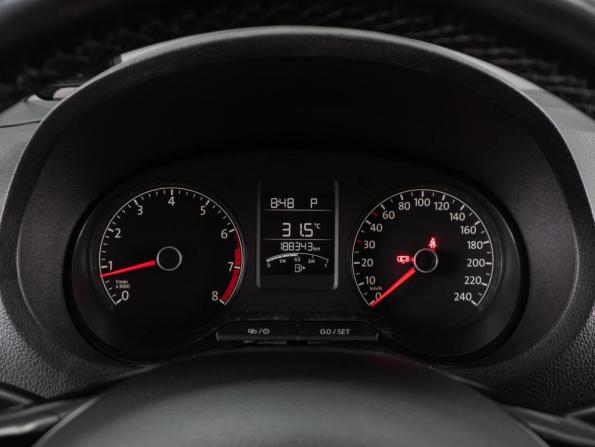 Volkswagen Polo V Рестайлинг с пробегом 2017 года, цена 1 069 000 рублей, 188343 км, седан, Автокод Объявления