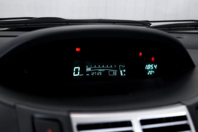 Toyota Yaris II с пробегом 2008 года, цена 499 000 рублей, 127127 км, хэтчбек, Автокод Объявления