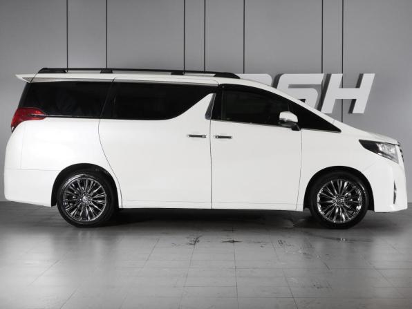 Toyota Alphard III с пробегом 2017 года, цена 4 259 000 рублей, 260382 км, минивэн, Автокод Объявления