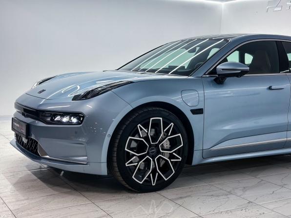 Zeekr 001 I с пробегом 2022 года, цена 4 500 000 рублей, 61561 км, лифтбек, Автокод Объявления