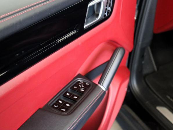 Porsche Cayenne III с пробегом 2019 года, цена 7 250 000 рублей, 87000 км, внедорожник, Автокод Объявления