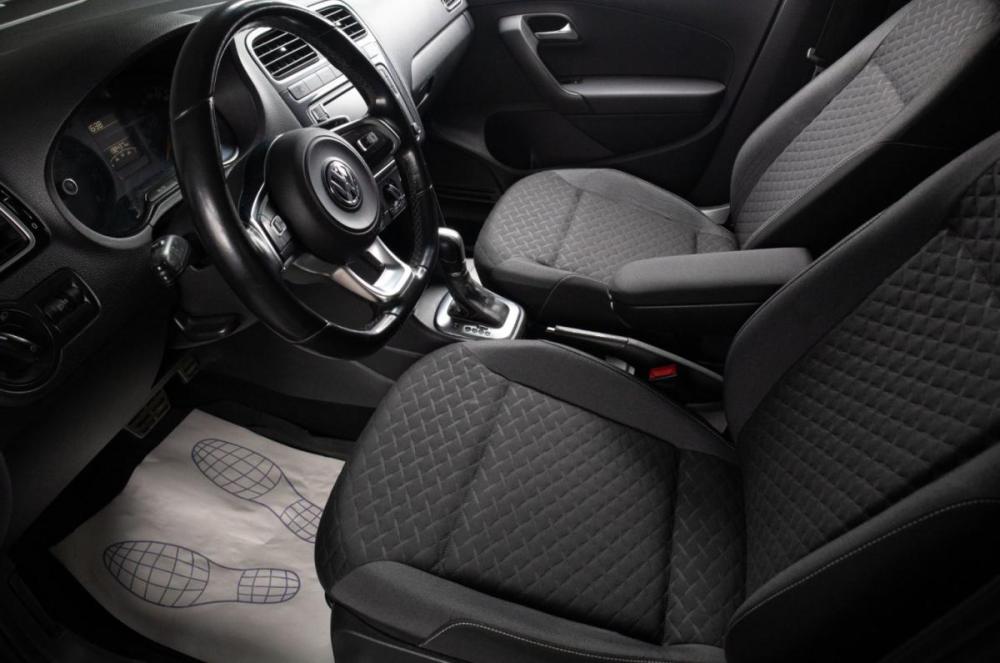Volkswagen Polo V Рестайлинг Оренбург  - изображение 17