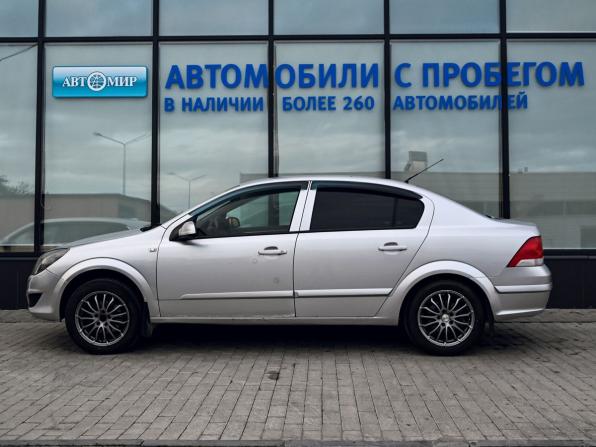 Opel Astra H Рестайлинг с пробегом 2008 года, цена 409 000 рублей, 275500 км, седан, Автокод Объявления
