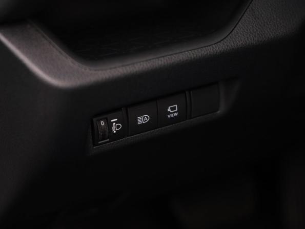 Toyota RAV4 V (XA50) с пробегом 2022 года, цена 3 739 000 рублей, 16963 км, внедорожник, Автокод Объявления
