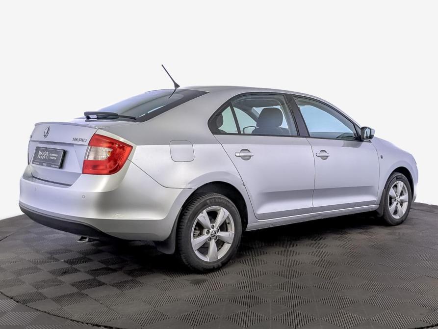 Skoda Rapid I Москва  - изображение 5