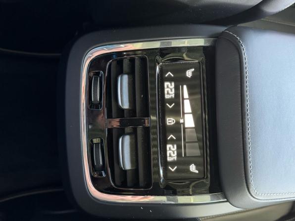 Volvo XC60 II с пробегом 2019 года, цена 3 615 000 рублей, 158065 км, внедорожник, Автокод Объявления