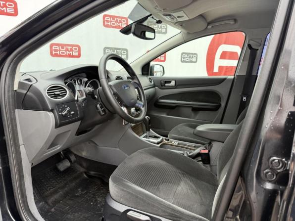 Ford Focus II Рестайлинг с пробегом 2008 года, цена 629 990 рублей, 249000 км, седан, Автокод Объявления