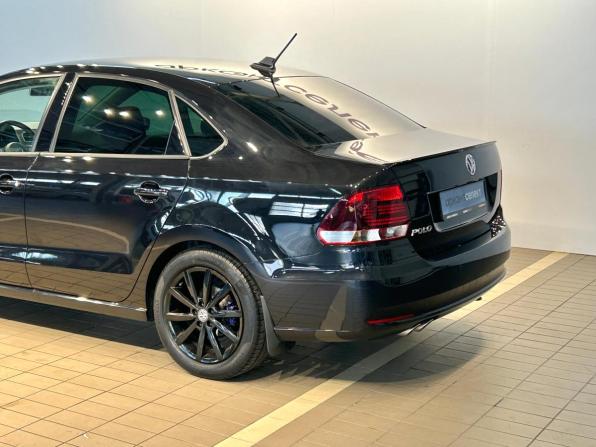Volkswagen Polo V Рестайлинг с пробегом 2019 года, цена 1 517 000 рублей, 96000 км, седан, Автокод Объявления