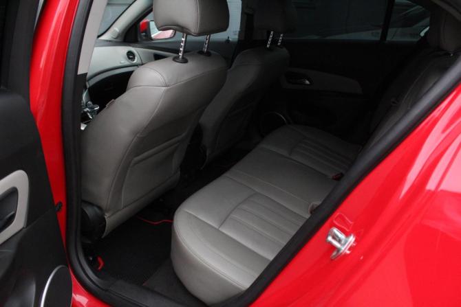 Chevrolet Cruze I Рестайлинг с пробегом 2013 года, цена 850 000 рублей, 131133 км, седан, Автокод Объявления