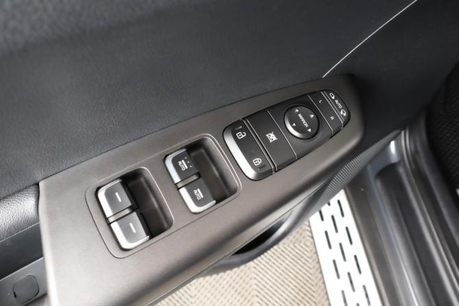Kia Sportage IV Рестайлинг с пробегом 2021 года, цена 2 439 000 рублей, 39600 км, внедорожник, Автокод Объявления