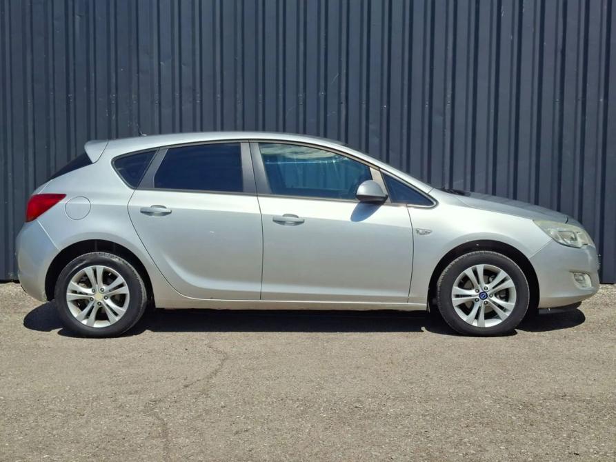 Opel Astra J Самара  - изображение 4