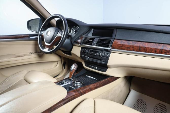 BMW X5 II (E70) Рестайлинг с пробегом 2011 года, цена 2 299 000 рублей, 204000 км, внедорожник, Автокод Объявления