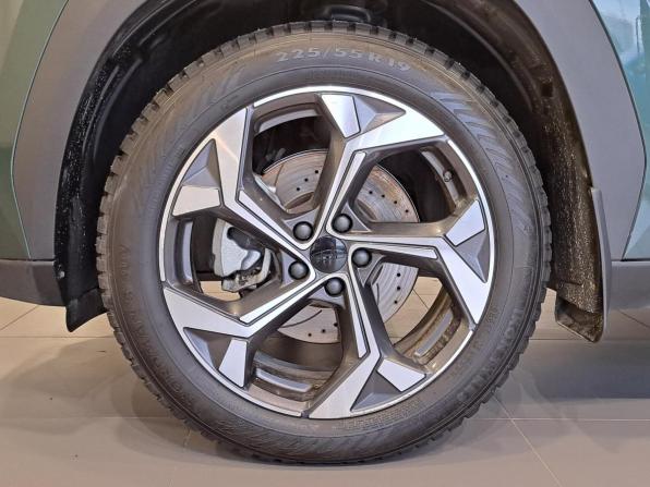 Geely Atlas II с пробегом 2024 года, цена 2 650 000 рублей, 69450 км, внедорожник, Автокод Объявления