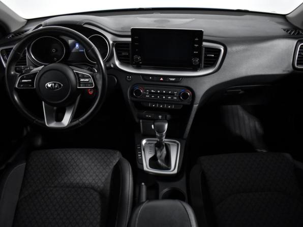 Kia Ceed III с пробегом 2020 года, цена 1 880 000 рублей, 47234 км, хэтчбек, Автокод Объявления