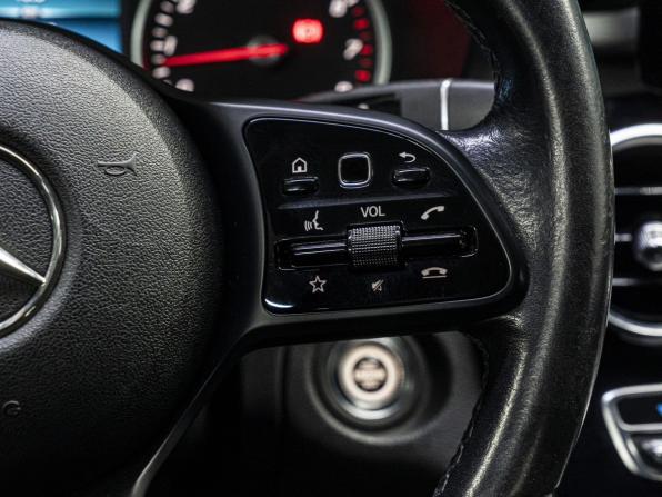 Mercedes-Benz C-Класс IV (W205) Рестайлинг с пробегом 2019 года, цена 2 599 000 рублей, 124860 км, седан, Автокод Объявления