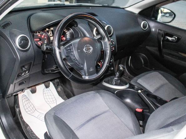 Nissan Qashqai I Рестайлинг с пробегом 2010 года, цена 899 000 рублей, 176477 км, внедорожник, Автокод Объявления