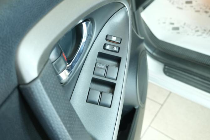 Toyota RAV4 III (XA30) Рестайлинг с пробегом 2011 года, цена 1 479 000 рублей, 278550 км, внедорожник, Автокод Объявления