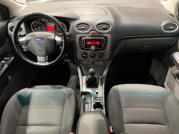 Ford Focus II Рестайлинг с пробегом 2010 года, цена 525 000 рублей, 209202 км, хэтчбек, Автокод Объявления