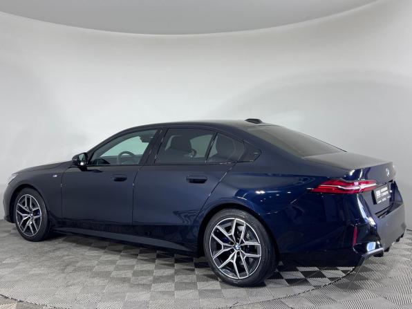 BMW 5 серии VIII (G60/G61/G68) с пробегом 2024 года, цена 6 649 000 рублей, 25237 км, седан, Автокод Объявления