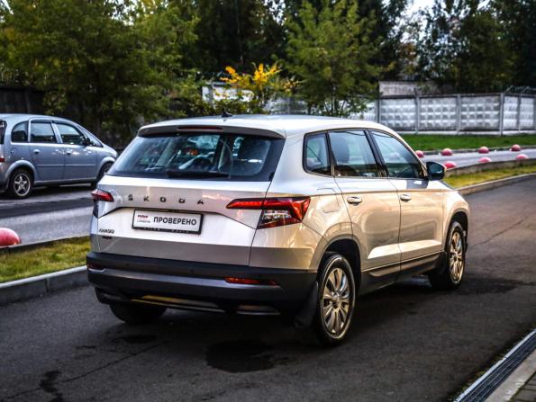 Skoda Karoq I с пробегом 2021 года, цена 1 835 000 рублей, 185930 км, внедорожник, Автокод Объявления