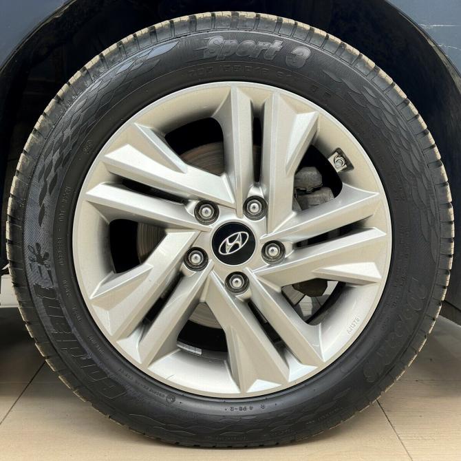 Hyundai Elantra VI (AD) Рестайлинг Москва  - изображение 17