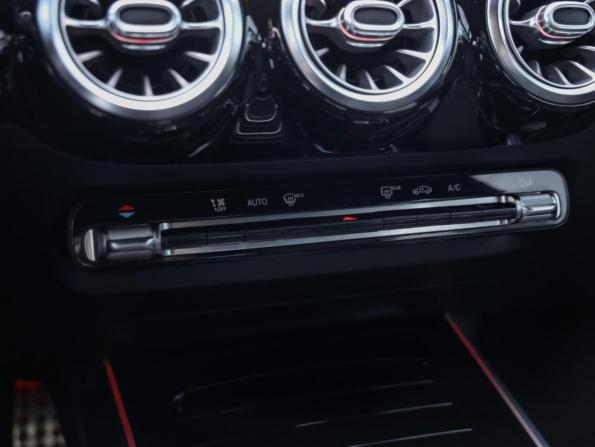 Mercedes-Benz GLA II (H247) с пробегом 2020 года, цена 3 699 000 рублей, 73153 км, внедорожник, Автокод Объявления