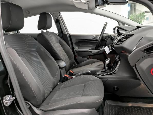 Ford Fiesta Mk6 Рестайлинг с пробегом 2016 года, цена 880 000 рублей, 134538 км, хэтчбек, Автокод Объявления