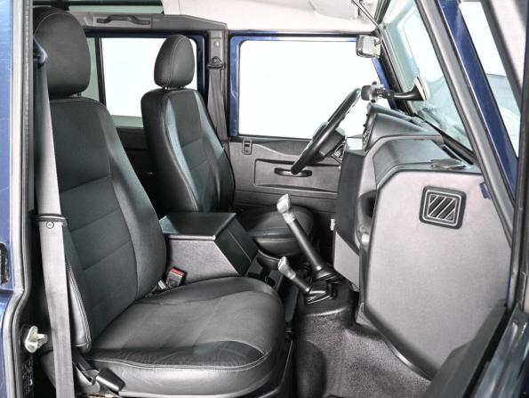 Land Rover Defender I Рестайлинг с пробегом 2014 года, цена 2 495 000 рублей, 195020 км, внедорожник, Автокод Объявления