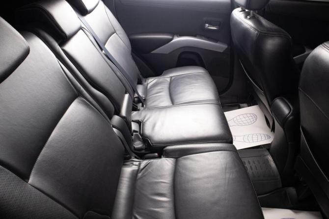 Mitsubishi Outlander II Рестайлинг с пробегом 2010 года, цена 1 519 000 рублей, 191593 км, внедорожник, Автокод Объявления
