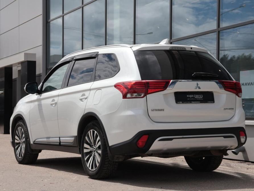Mitsubishi Outlander III Рестайлинг 3 Калуга  - изображение 4