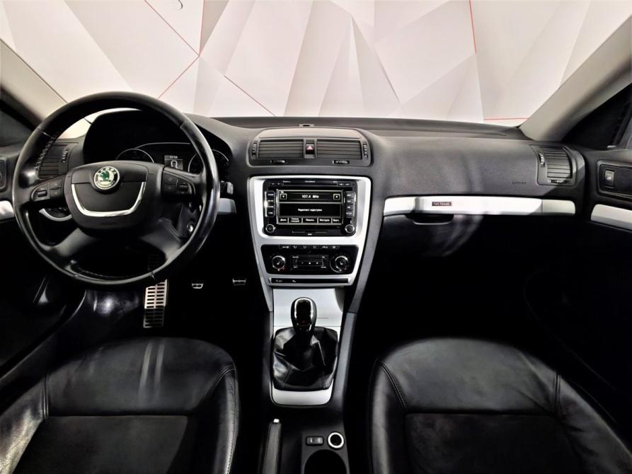 Skoda Octavia II (A5) Рестайлинг Москва  - изображение 13