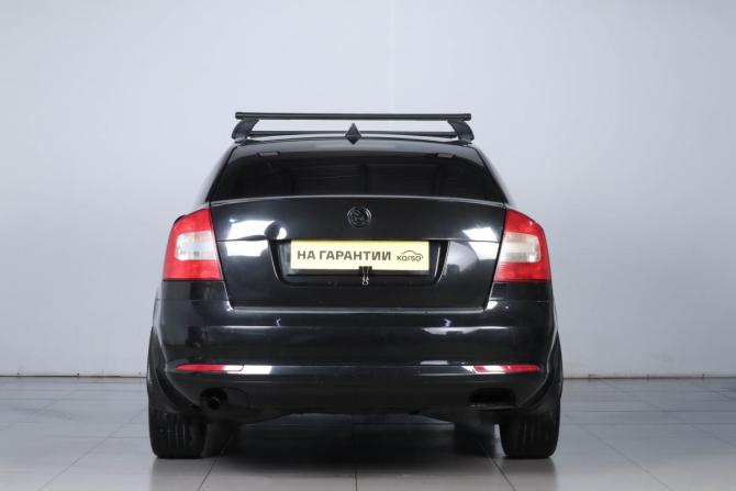 Skoda Octavia II (A5) Рестайлинг с пробегом 2010 года, цена 869 000 рублей, 210217 км, лифтбек, Автокод Объявления