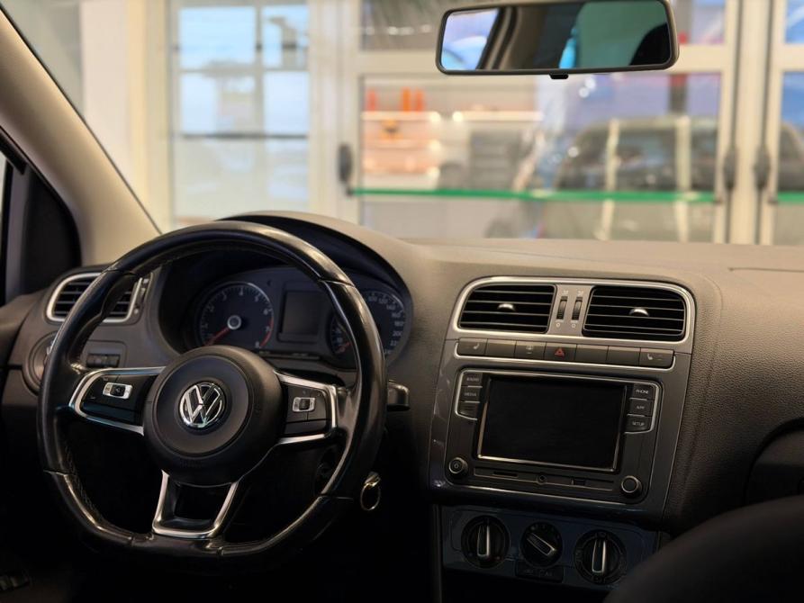 Volkswagen Polo V Рестайлинг Челябинск  - изображение 12