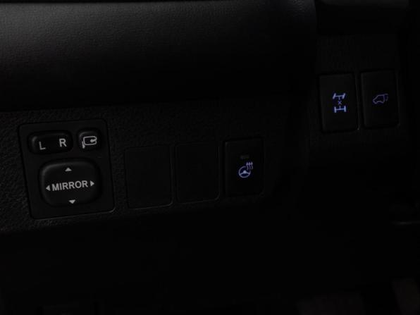 Toyota RAV4 IV (XA40) Рестайлинг с пробегом 2018 года, цена 2 655 000 рублей, 97022 км, внедорожник, Автокод Объявления