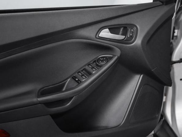 Ford Focus III Рестайлинг с пробегом 2017 года, цена 1 190 000 рублей, 155896 км, универсал, Автокод Объявления