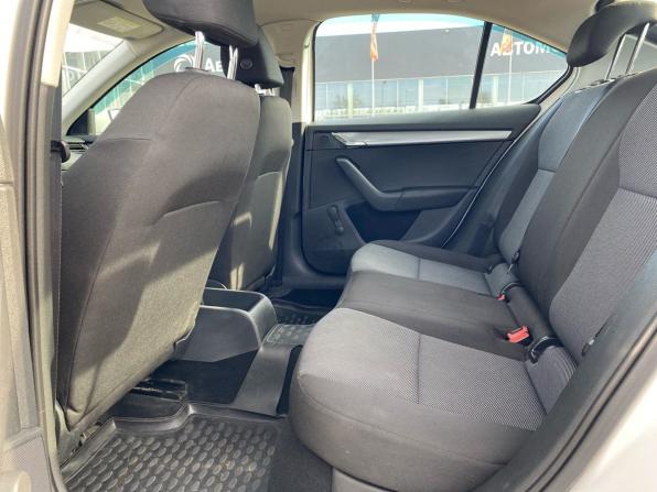 Skoda Octavia III (A7) с пробегом 2015 года, цена 858 000 рублей, 243844 км, лифтбек, Автокод Объявления