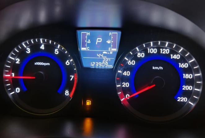Hyundai Solaris I Рестайлинг с пробегом 2016 года, цена 1 200 000 рублей, 123833 км, седан, Автокод Объявления